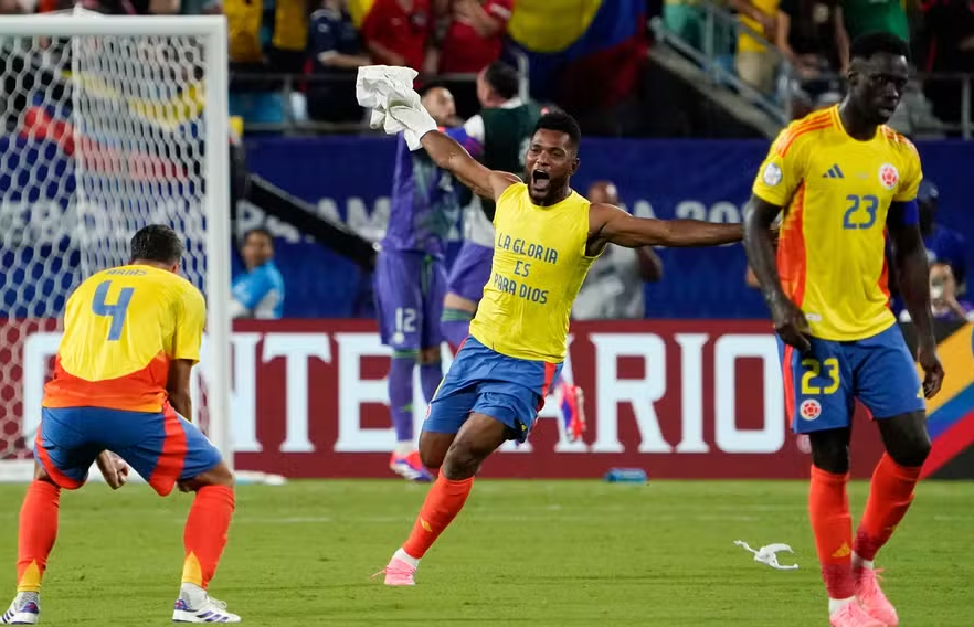 Imagem Ilustrando a Notícia: Colômbia vence Uruguai e vai para a final contra a Argentina