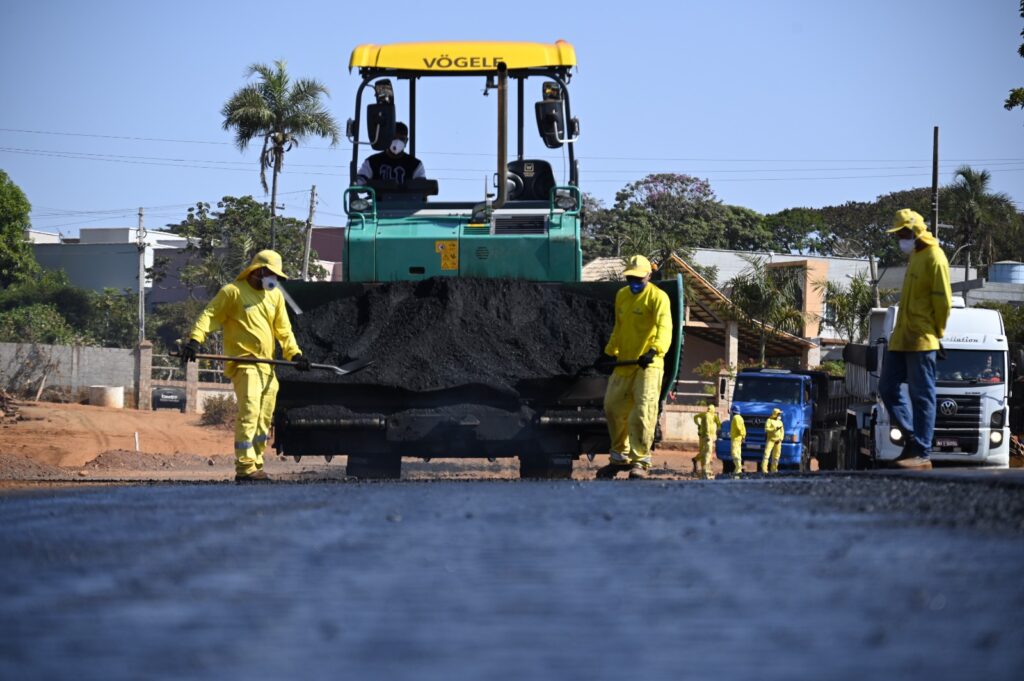 Imagem Ilustrando a Notícia: Goinfra atinge 90% de execução das obras de acesso a Itauçu