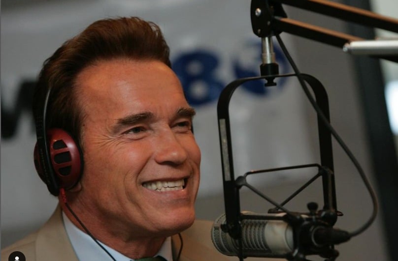 Imagem Ilustrando a Notícia: Arnold Schwarzenegger; idosa que perdeu 200 mil em golpe recupera apenas 15 mil