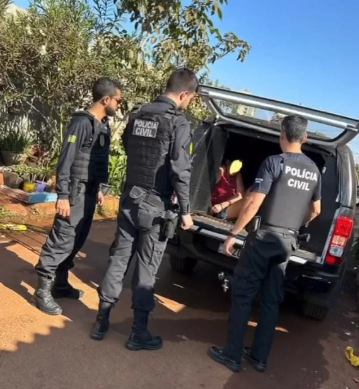 Imagem Ilustrando a Notícia: Mulher é presa por comandar “boca de fumo” perto do Fórum e do MP em Rio Verde