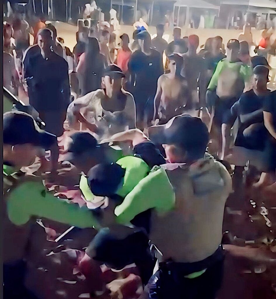 Imagem Ilustrando a Notícia: Vídeo de briga em praia de Tocantins viraliza