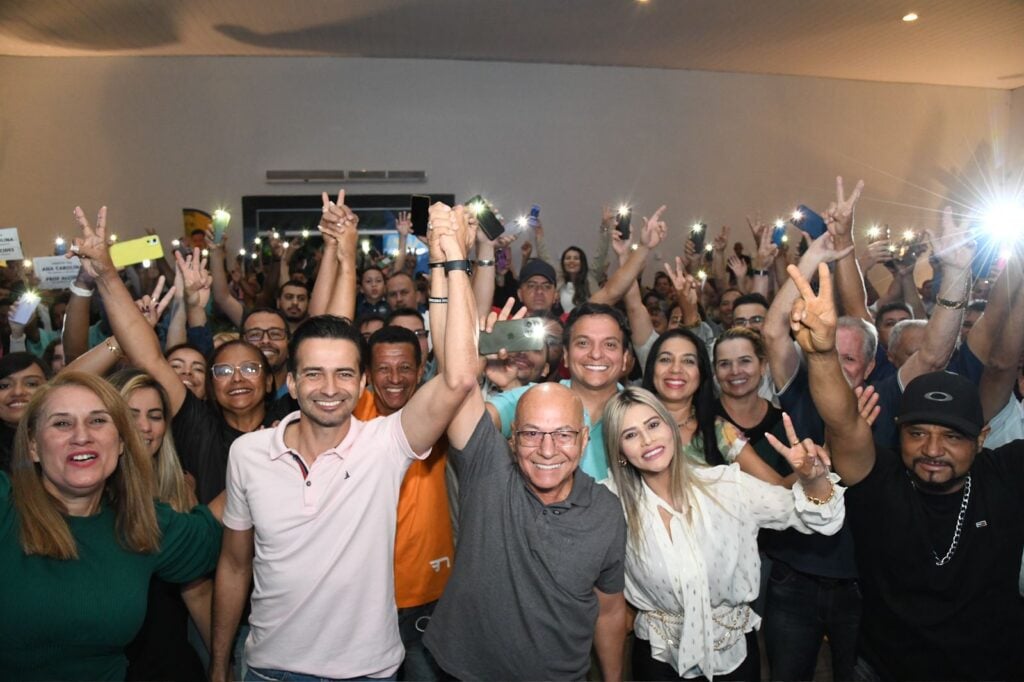 Imagem Ilustrando a Notícia: PL define convenção partidária para domingo para anunciar Professor Alcides e Max Menezes