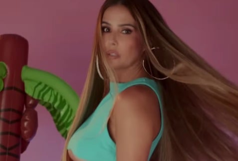 Imagem Ilustrando a Notícia: “Bruna Surfistinha 2” retornará aos cinemas, anuncia Deborah Secco