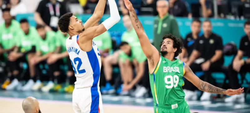 Imagem Ilustrando a Notícia: Olimpíadas 2024: Brasil perde para França na estreia no basquete masculino