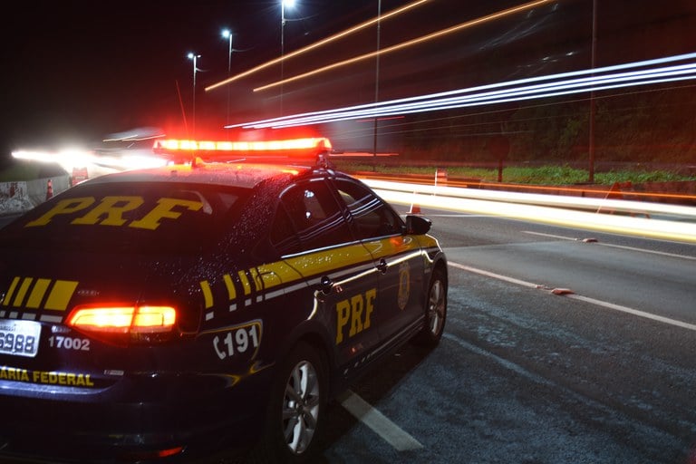Imagem Ilustrando a Notícia: Rodovias Federais: fim de semana em Goiás tem 794 autuações e 25 feridos, diz PRF