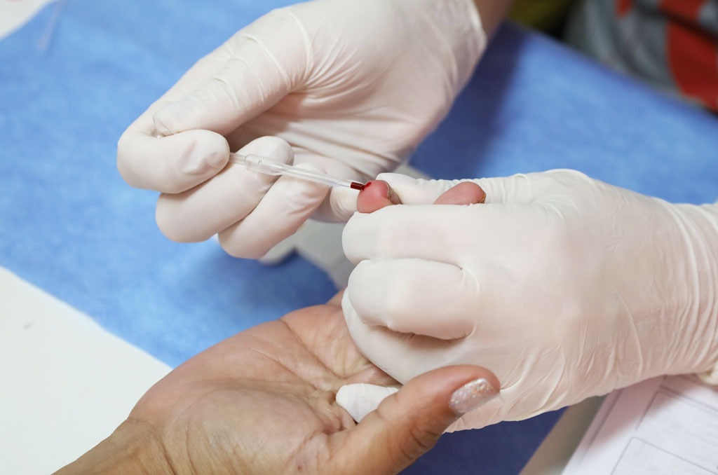 Imagem Ilustrando a Notícia: Secretaria de Saúde de Aparecida leva vacinação e testagem rápida de ISTs para motoristas