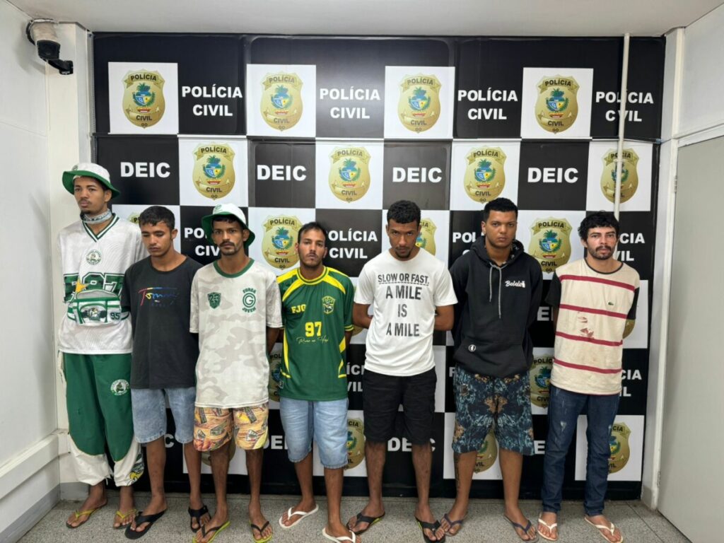 Imagem Ilustrando a Notícia: Polícia desarticula grupo criminoso ligado à torcida organizada em Goiás