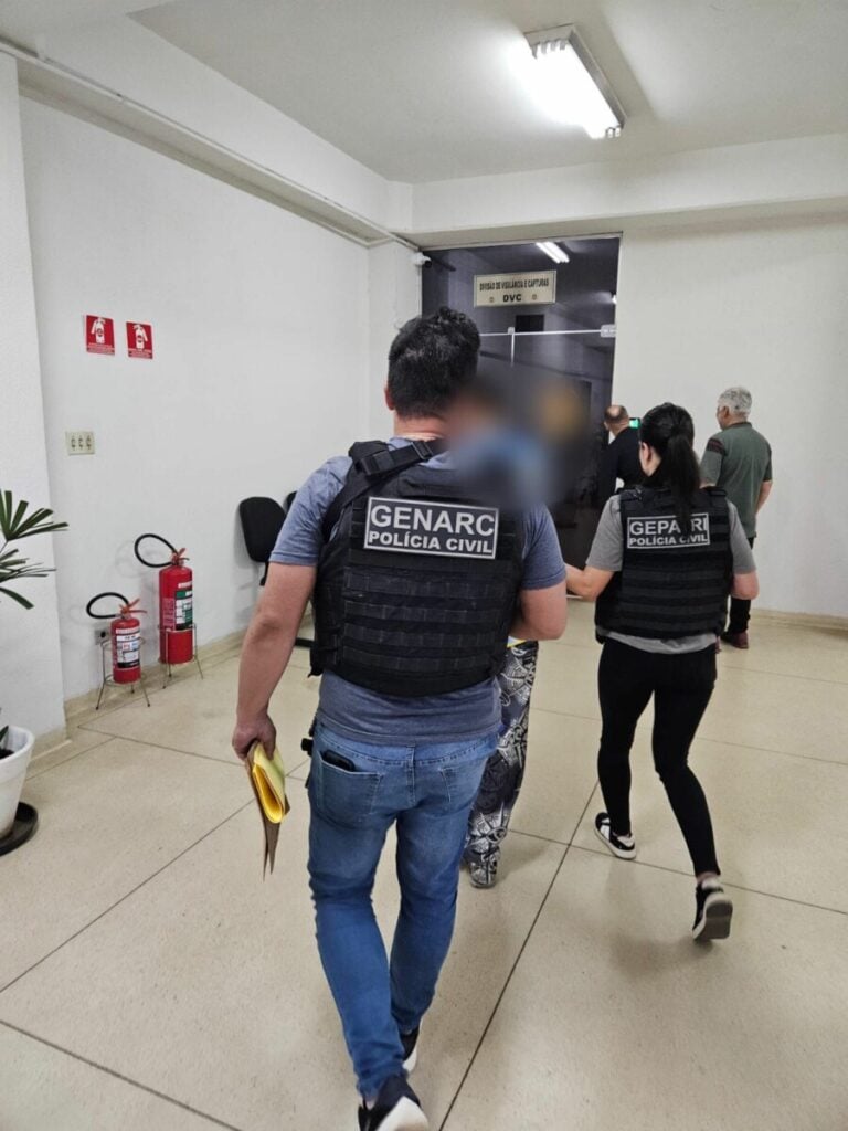 Imagem Ilustrando a Notícia: Estelionatário é preso em SP após lesar vítima com site falso em Goiás