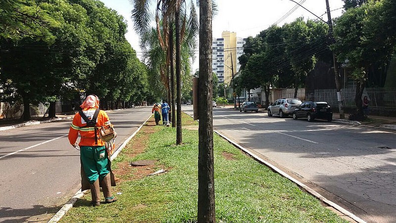 Imagem Ilustrando a Notícia: Prefeitura promove limpeza no Setor Leste Universitário
