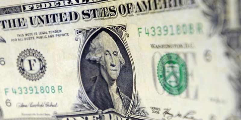 Imagem Ilustrando a Notícia: Dólar abre a R$ 4,16, mas recua para R$ 4,15