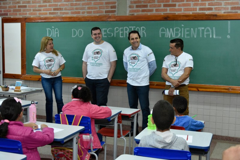 Imagem Ilustrando a Notícia: Escola recebe Programa de conscientização ambiental em Aparecida de Goiânia
