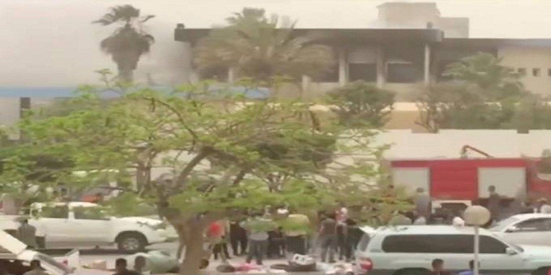 Imagem Ilustrando a Notícia: Homem bomba explode veículo e deixa oito mortos na Líbia