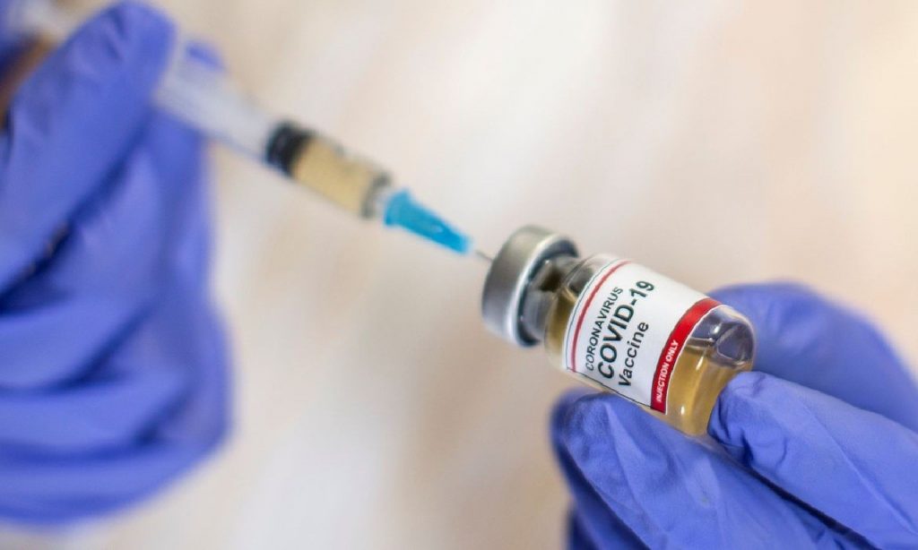 Imagem Ilustrando a Notícia: Covid-19: novo procedimento da Anvisa deve acelerar registro de vacina