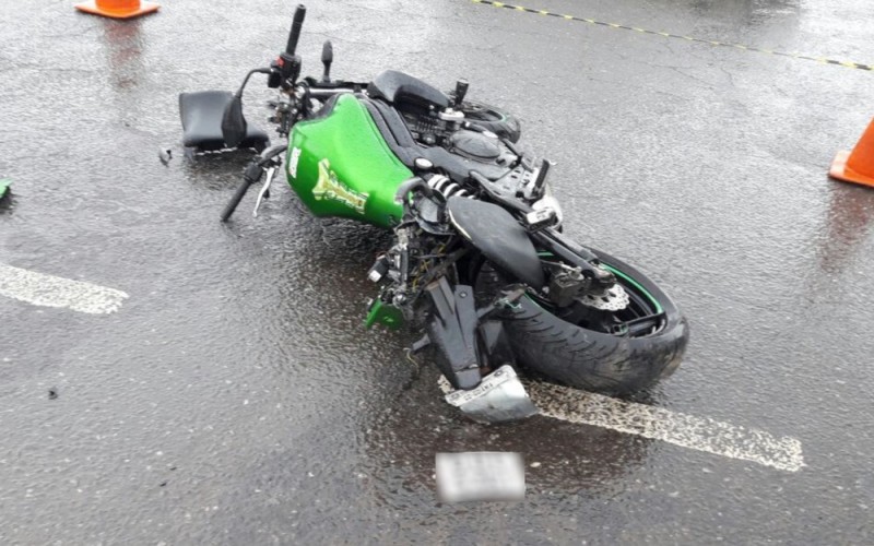 Imagem Ilustrando a Notícia: Motociclista morre em acidente com carro, na BR-153, em Goiânia