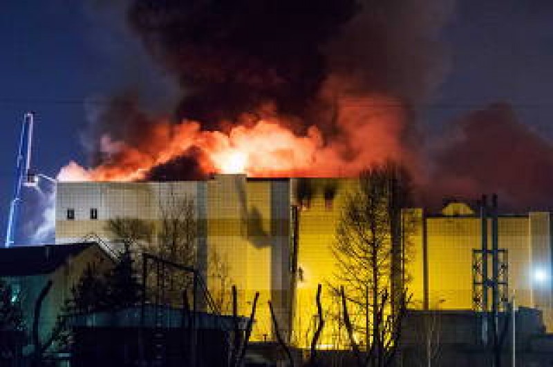 Imagem Ilustrando a Notícia: Incêndio em shopping na Sibéria deixa pelo menos 37 mortos