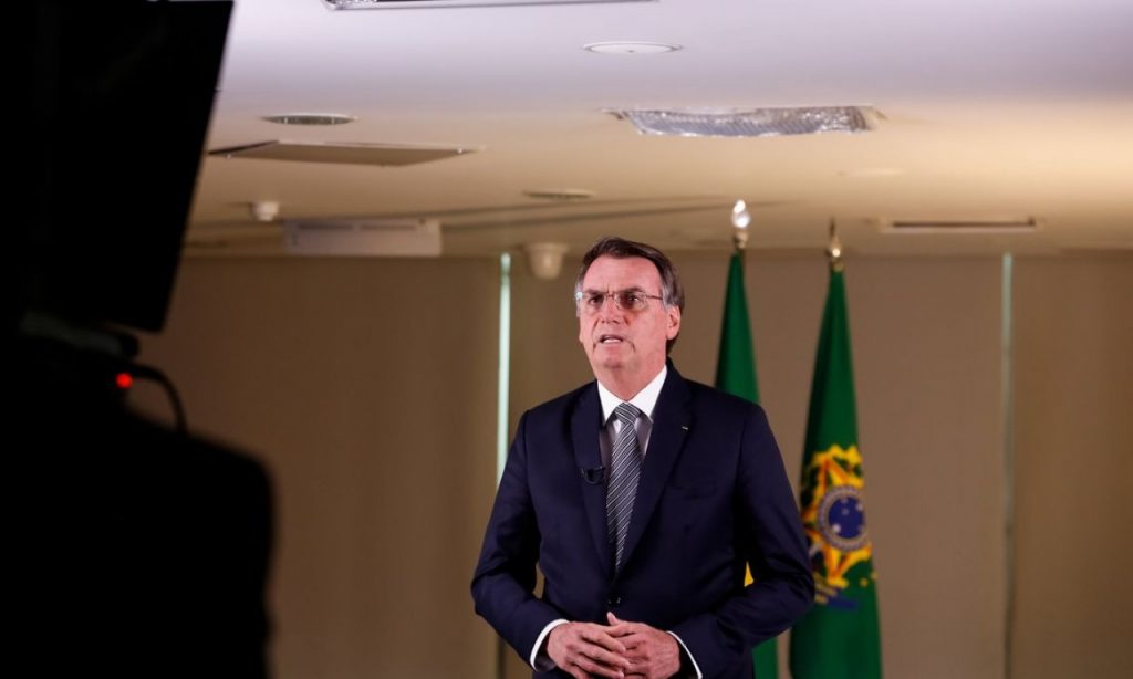 Imagem Ilustrando a Notícia: Panelaços contra o Governo marcam pronunciamento de Bolsonaro na tevê