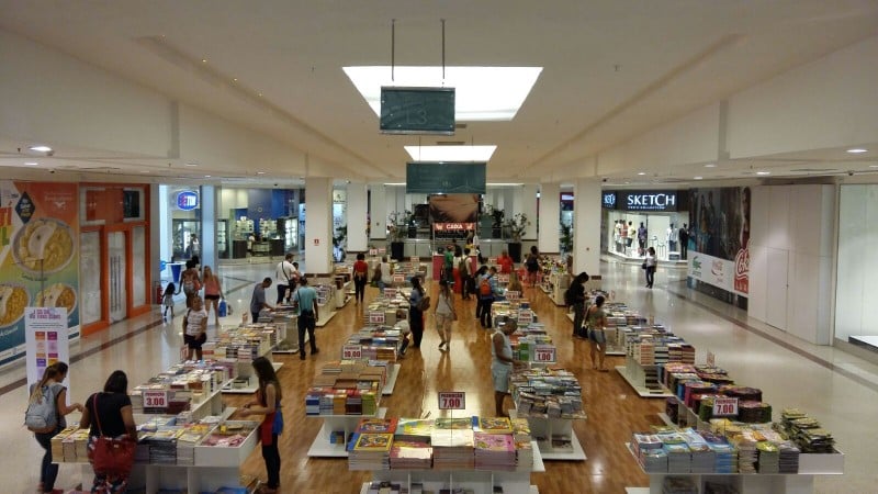 Imagem Ilustrando a Notícia: Feira de livros, em Goiânia, tem exemplares a partir de R$ 3
