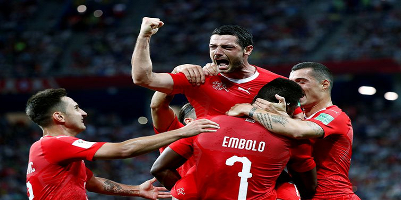 Imagem Ilustrando a Notícia: Suíça empata com Costa Rica e fica em segundo no Grupo do Brasil