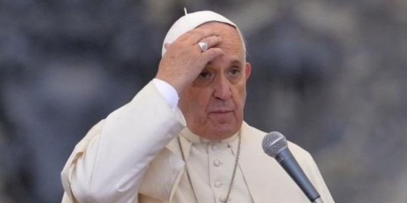 Imagem Ilustrando a Notícia: Papa expulsa bispos chilenos ligados a abuso sexual