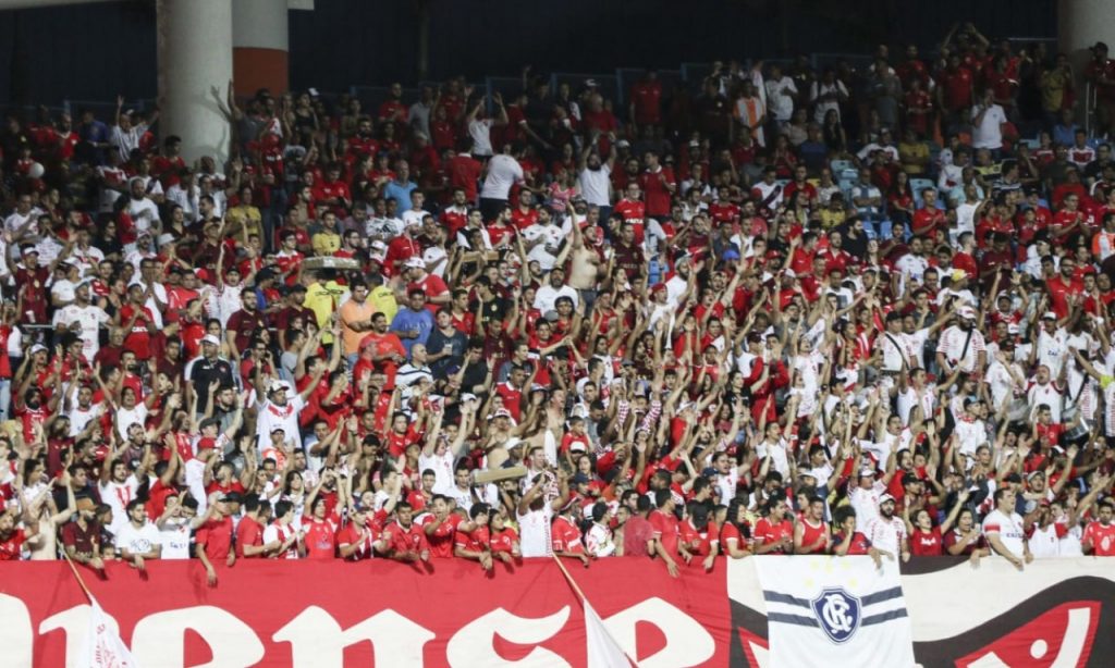 Imagem Ilustrando a Notícia: Vila Nova inicia venda de ingressos para partida contra o Figueirense