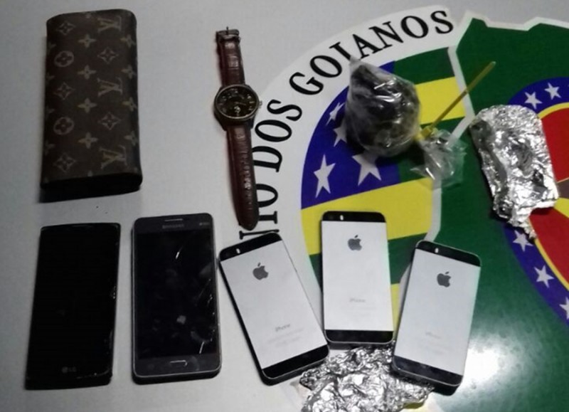 Imagem Ilustrando a Notícia: Dupla é presa suspeita de furtos no Residencial Eldorado, em Goiânia
