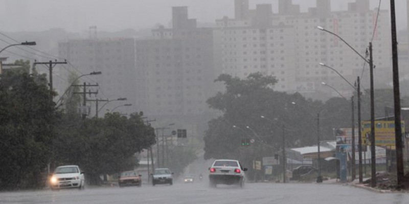 Imagem Ilustrando a Notícia: Segunda-feira com pancadas de chuvas em Goiás