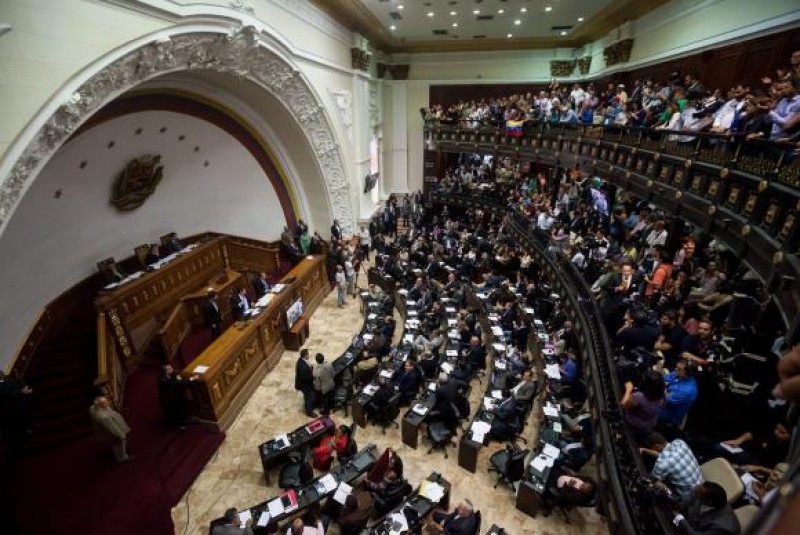 Imagem Ilustrando a Notícia: Assembleia venezuelana denuncia golpe de Estado por parte do Supremo