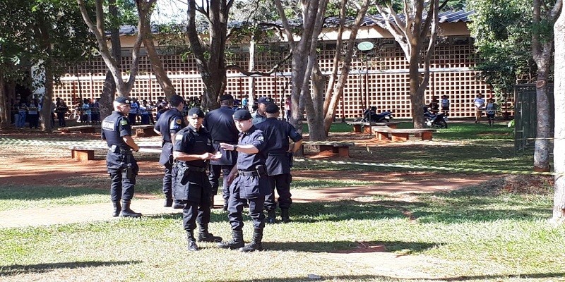 Imagem Ilustrando a Notícia: Rapaz é morto dentro do Campus Samambaia na manhã desta terça