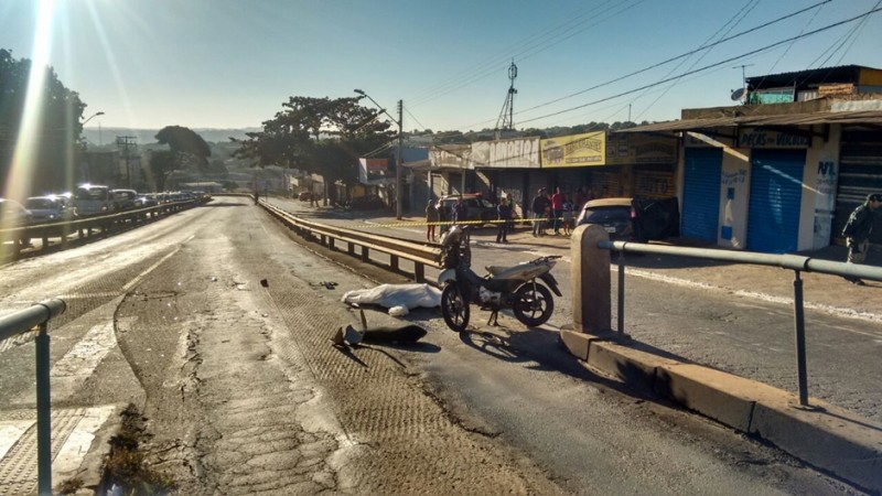 Imagem Ilustrando a Notícia: Motociclista morre em acidente na Avenida Anhanguera