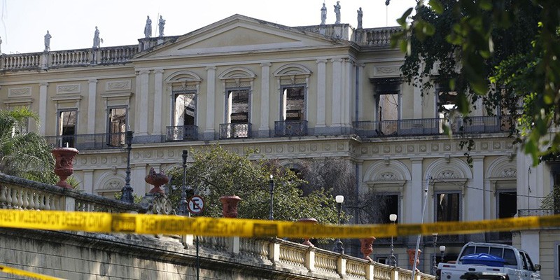 Imagem Ilustrando a Notícia: Espanha ajudará Brasil a recompor acervo do Museu Nacional