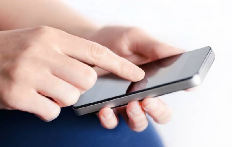 Imagem Ilustrando a Notícia: Procon-GO alerta consumidores sobre bloqueio de celular irregular pela Anatel