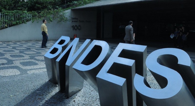 Imagem Ilustrando a Notícia: BNDES teve lucro de R$ 6,4 bilhões em 2016, diz diretor do banco