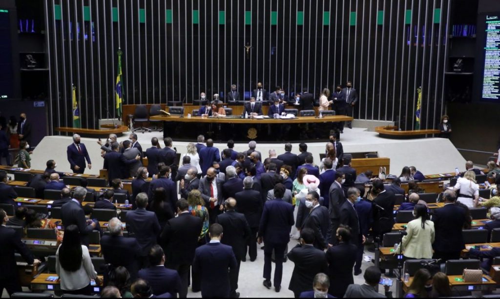 Imagem Ilustrando a Notícia: Câmara define Mesa Diretora e realiza sessão solene para abertura do ano legislativo