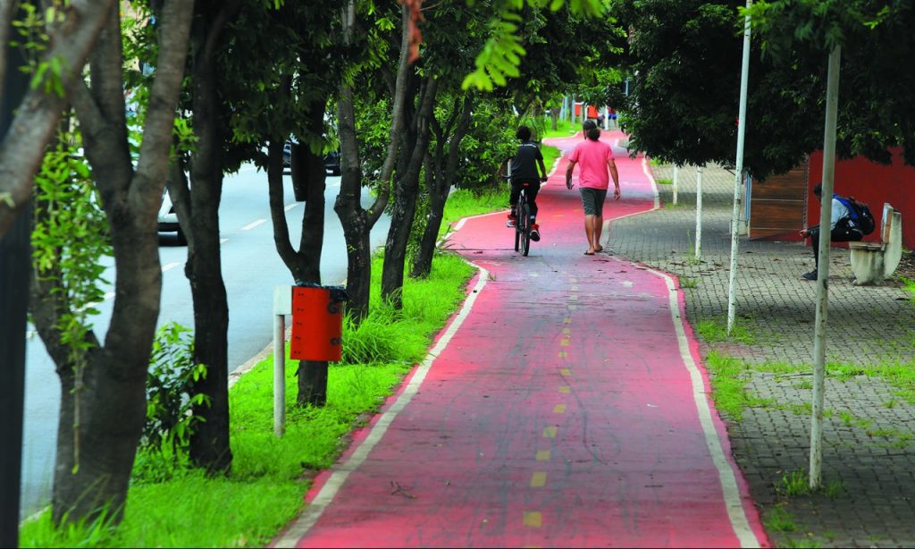 Imagem Ilustrando a Notícia: Novas ciclofaixas do Jardim América receberão fiscalização durante o mês de junho