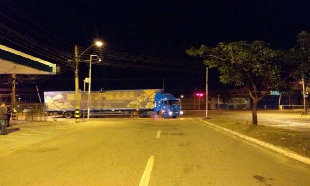 Imagem Ilustrando a Notícia: Motociclista morre em acidente na Avenida Anhanguera, em Goiânia
