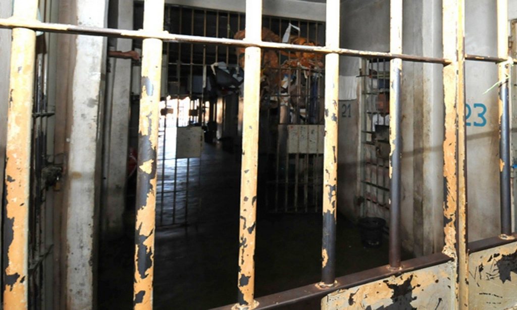 Imagem Ilustrando a Notícia: Quase 1.800 presos foram infectados pela Covid-19, em Goiás