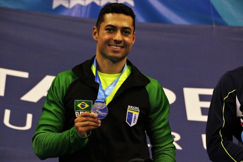 Imagem Ilustrando a Notícia: Nadador brasileiro é prata nos 50 metros livre, na Universíade em Taipei
