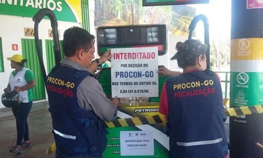Imagem Ilustrando a Notícia: Mais de 50% dos postos fiscalizados pela Procon são autuados por irregularidades em Goiás