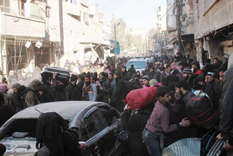 Imagem Ilustrando a Notícia: Evacuação de civis é suspensa em Aleppo, na Síria