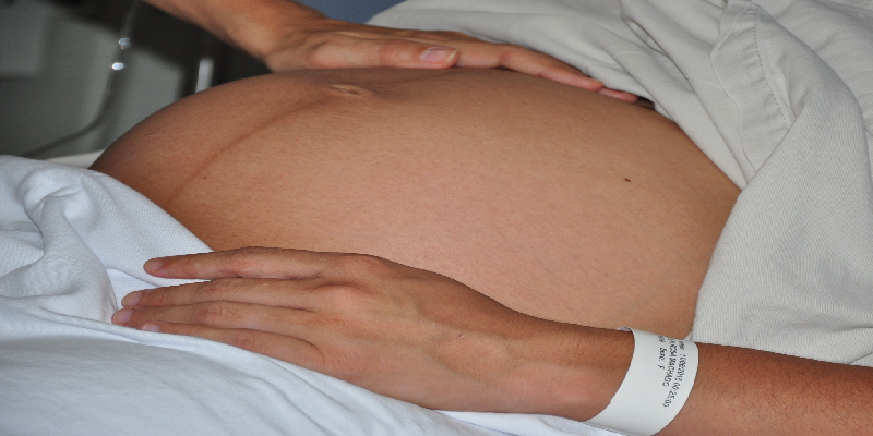 Imagem Ilustrando a Notícia: Gestantes participam de palestra sobre gravidez e amamentação