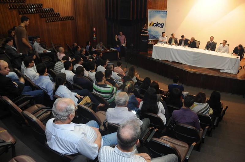 Imagem Ilustrando a Notícia: Candidatos a prefeito de Goiânia são sabatinados em evento na Acieg