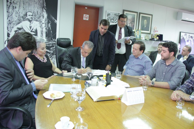 Imagem Ilustrando a Notícia: Prefeitura assina convênio com Ministério do Trabalho
