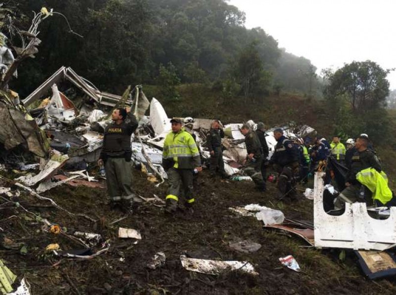 Imagem Ilustrando a Notícia: Dois especialistas do Cenipa vão investigar queda de avião da Chapecoense
