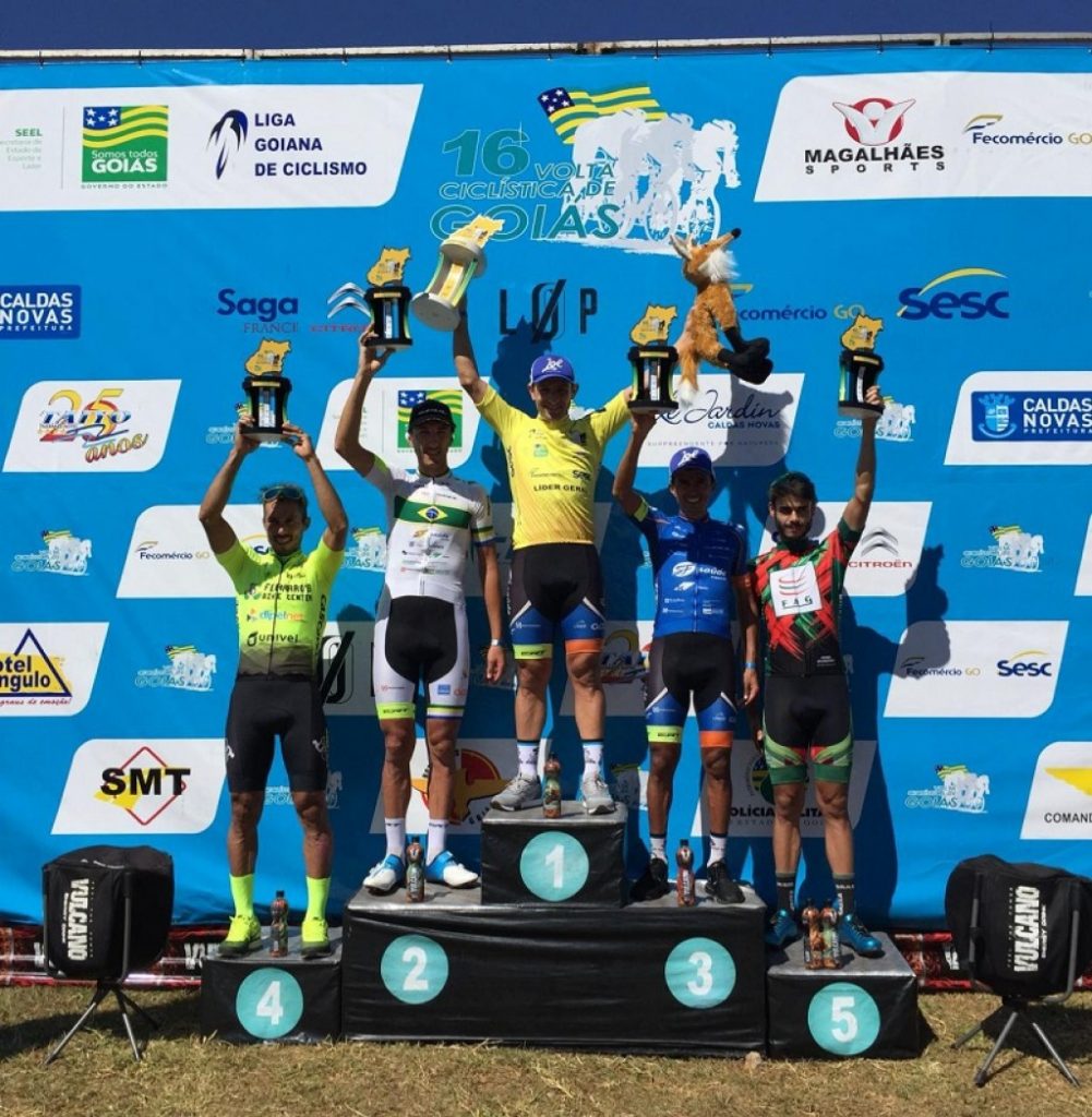 Imagem Ilustrando a Notícia: Paranaense é o grande campeão da 16ª Volta Ciclística de Goiás