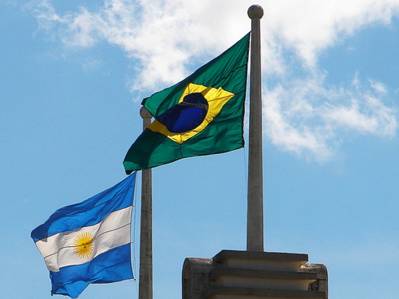 Imagem Ilustrando a Notícia: Brasil e Argentina vão criar coordenação política