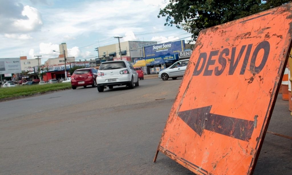 Imagem Ilustrando a Notícia: Prefeituras de Goiânia e de Aparecida abrem a rotatória dos Correios