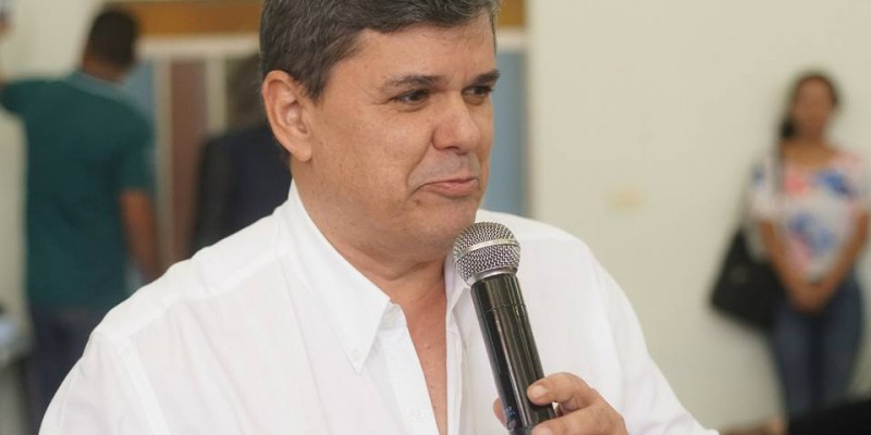 Imagem Ilustrando a Notícia: Presidente do PDT de Goiás não descarta apoiar Caiado