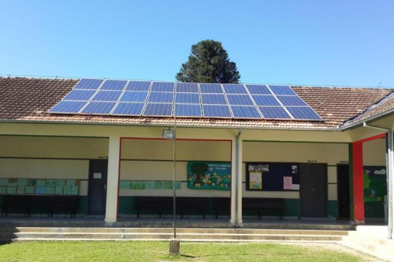 Imagem Ilustrando a Notícia: Parceria com Greenpeace vai levar energia solar a escolas goianas