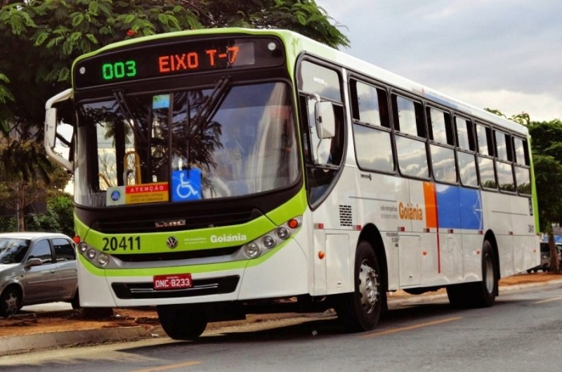 Imagem Ilustrando a Notícia: Reajuste da passagem de ônibus na grande Goiânia será discutido hoje
