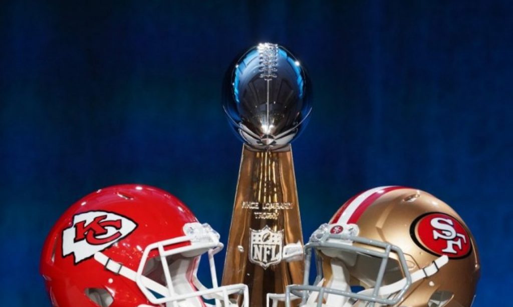 Imagem Ilustrando a Notícia: Super Bowl, final da liga de futebol americano dos Estados Unidos, acontece neste domingo (2)